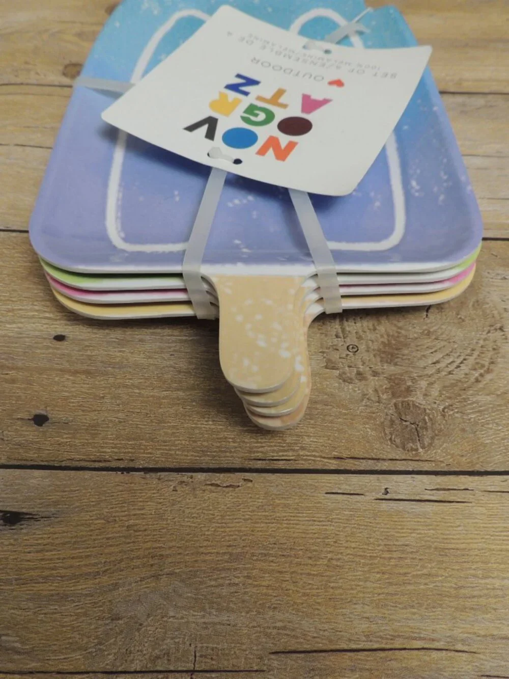 Novogratz Melamine Popsicle Shaped Plates Set of 4 NEW